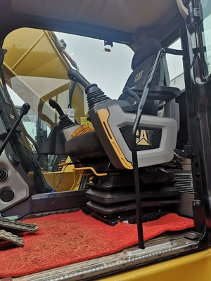 Подержанный экскаватор CAT 320 мощностью двигателя 104 кВт 2020 г. производства